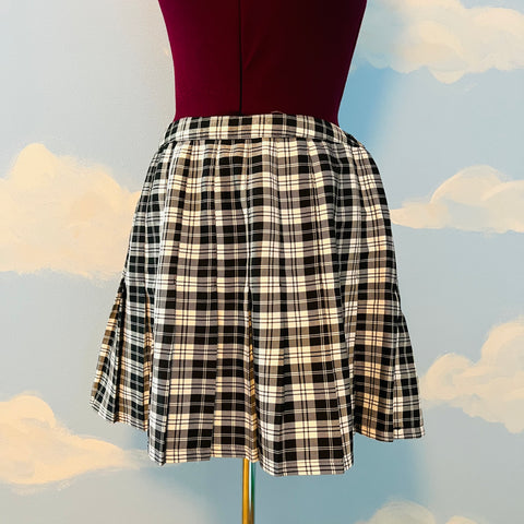 UO Black and White Plaid Pleated Skirt Sz L