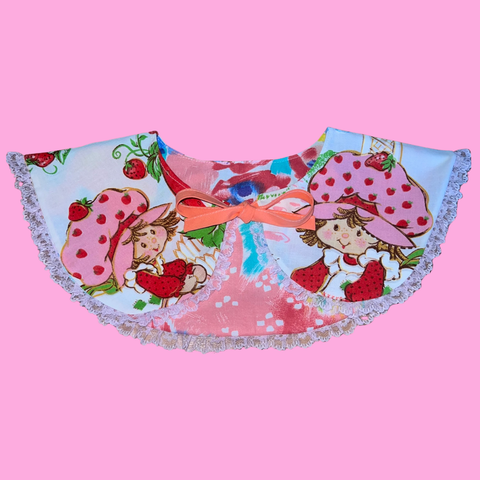 Strawberry Shortcake/Fruity Floral Reversible Lace Collar