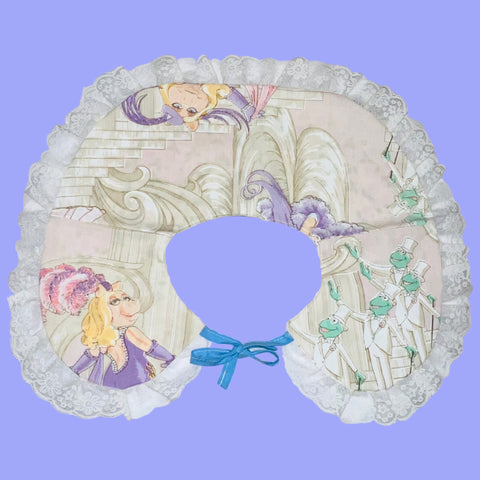 Miss Pig and Frog Reversible Lace Collar